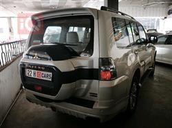 ميتسوبيشي باجيرو